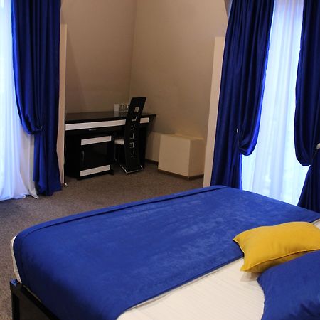 Hotel Diplomat Tbiliszi Kültér fotó
