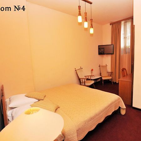 Hotel Diplomat Tbiliszi Kültér fotó