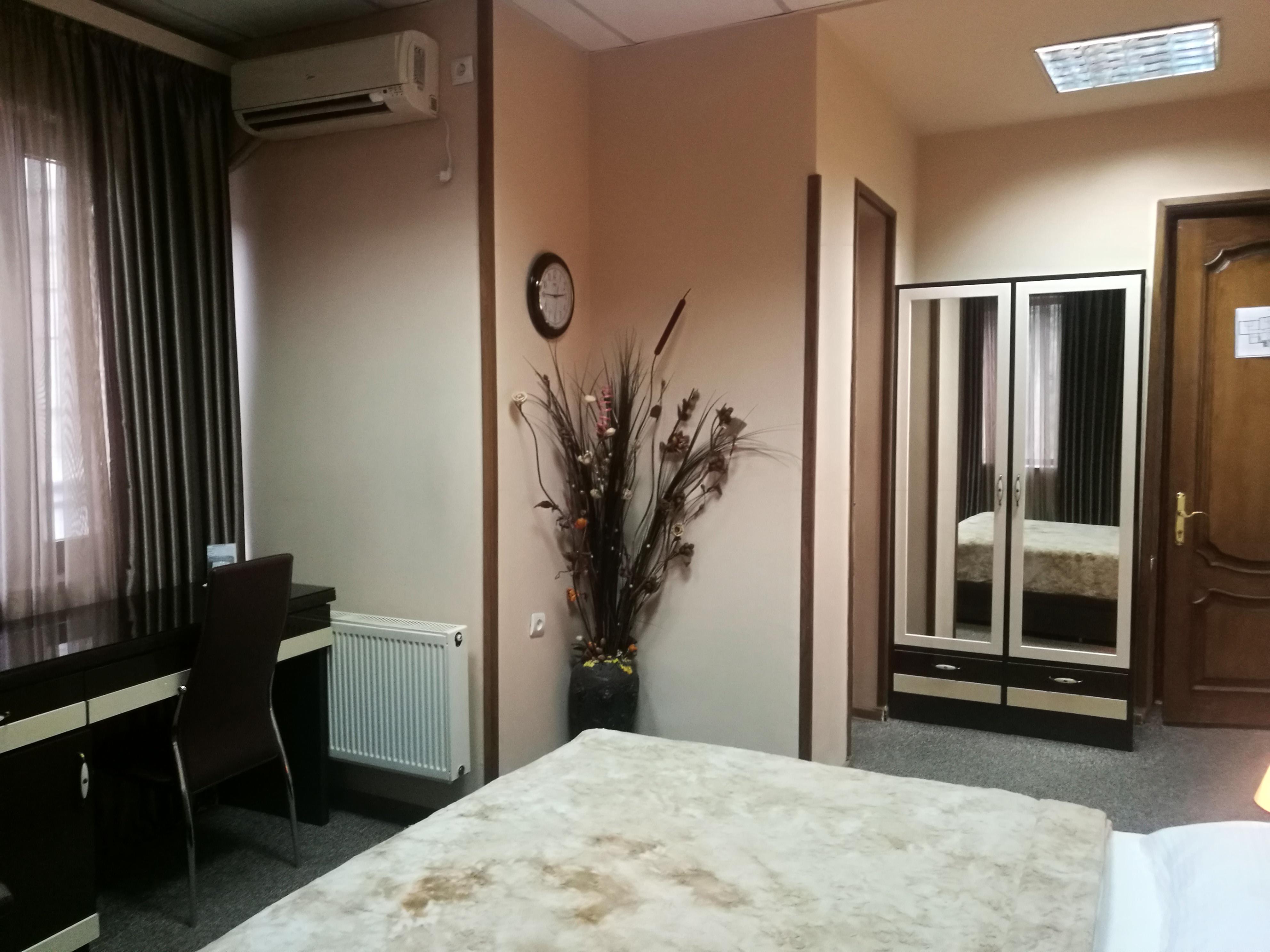 Hotel Diplomat Tbiliszi Kültér fotó
