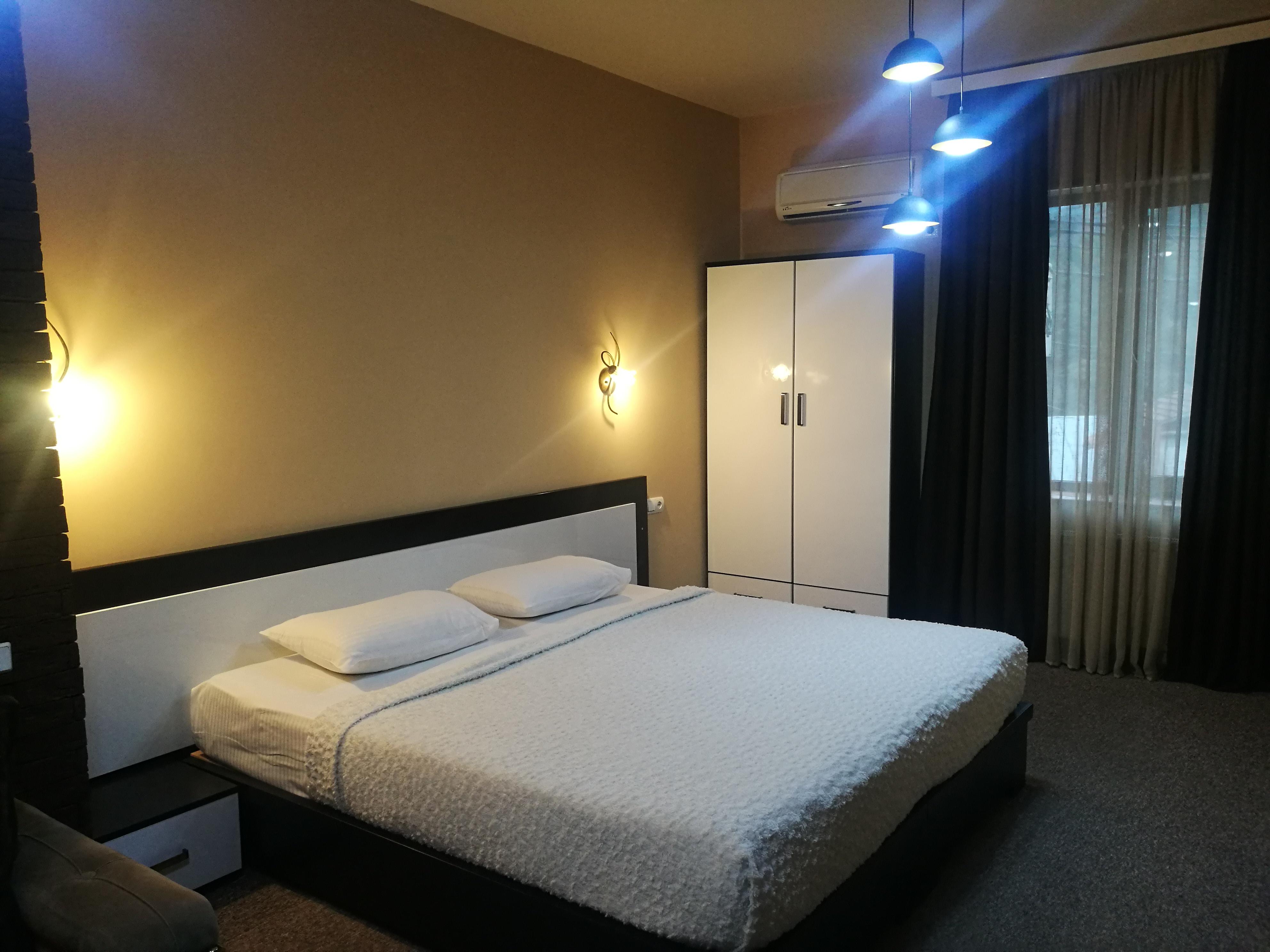 Hotel Diplomat Tbiliszi Kültér fotó